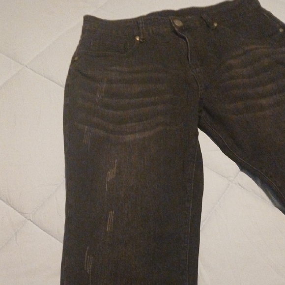 YoungLA Men's Black Slim Straight Jeans - Picture 2 of 7